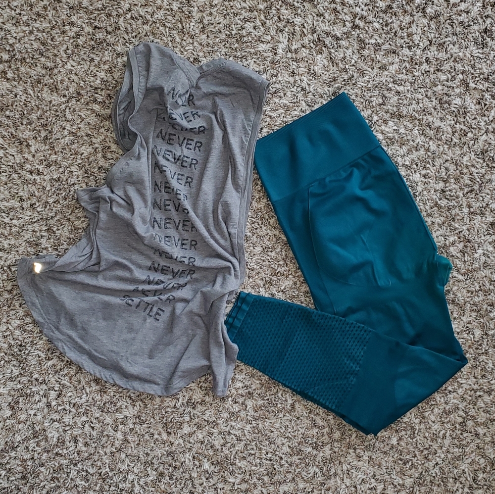 ⭐2/$30⭐ Fabletics Outfit Set!